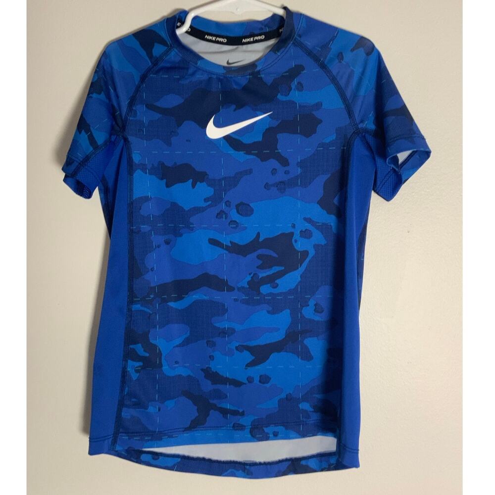 Nike Pro Camo shirt size XS (4-5)